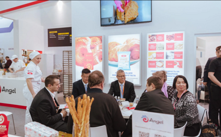 國際展會展臺設(shè)計搭建：跨文化視覺適配、海外搭建團(tuán)隊協(xié)作的注意事項